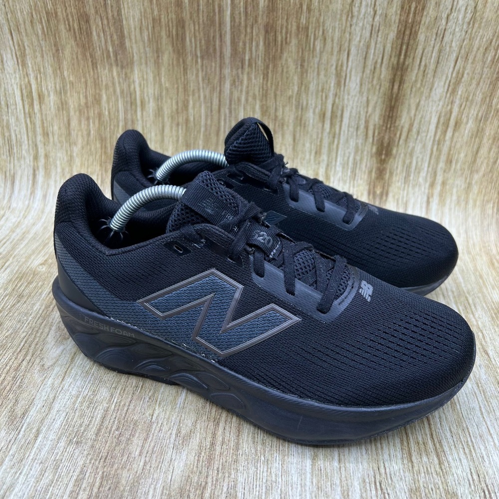 New Balance Fresh Foam 520 v9 Women's Size 8 D Wide Black Running Shoes W520LT9